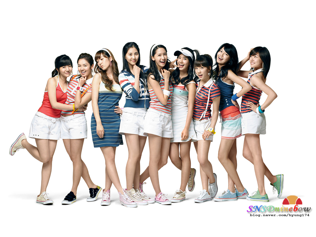 some good SNSD wallpapers from all over the web