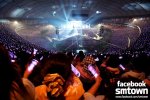 ‎[SMTOWN in TOKYO] SMTOWN LIVE in TOKYO SPECIAL EDITION! 3日間東京ドームで15万人規模に繰り広げられました。 The concert drew audiences totaling 150,000 people for three days (50,000 audiences per day). [from FACEBOOK SMTOWN STAFF]